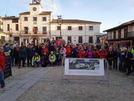 Imagen I Ruta senderista la vera contra las violencias machistas, Avanzamos ni un paso atrás.